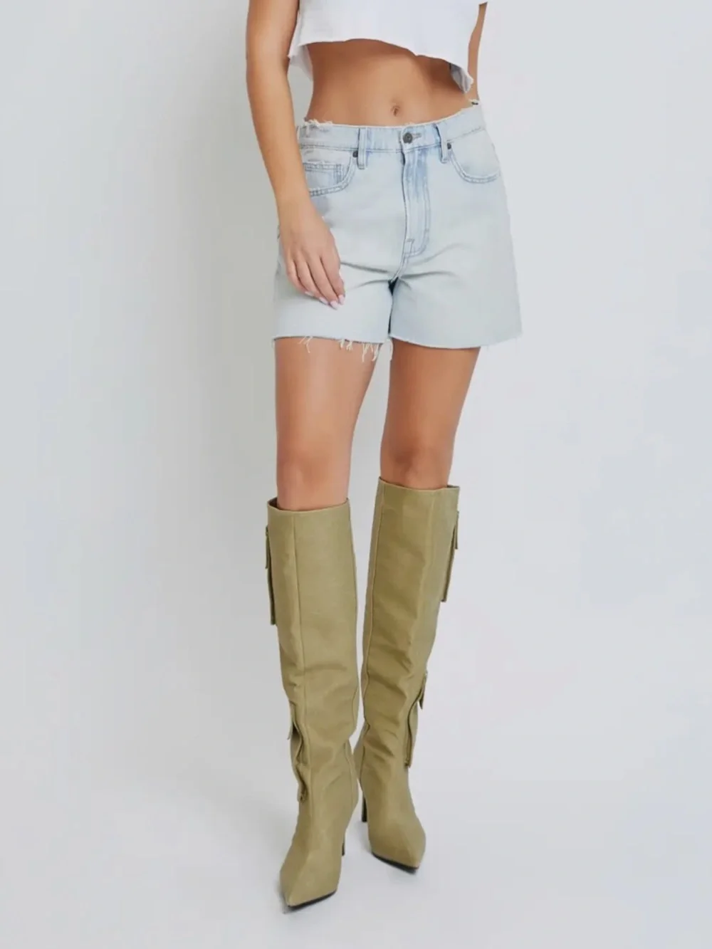 Hidden Jeans Light Wash Baggy Denim Shorts